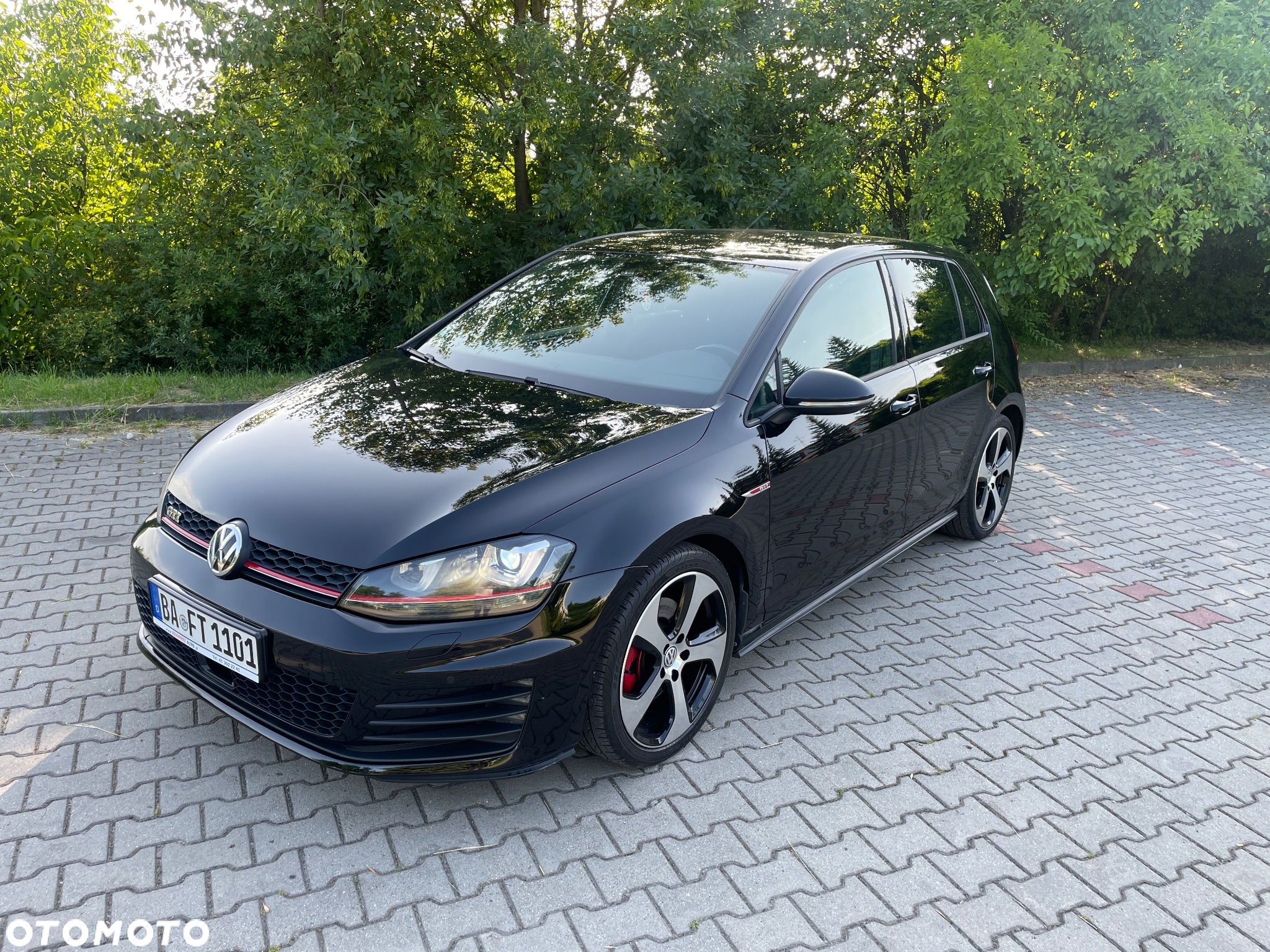 Volkswagen Golf VII 2.0 TSI BMT GTI - 3
