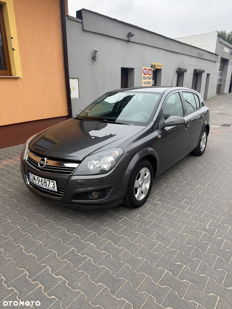 Opel Astra - 1
