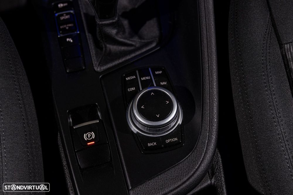 BMW X1 16 d sDrive Auto - 21