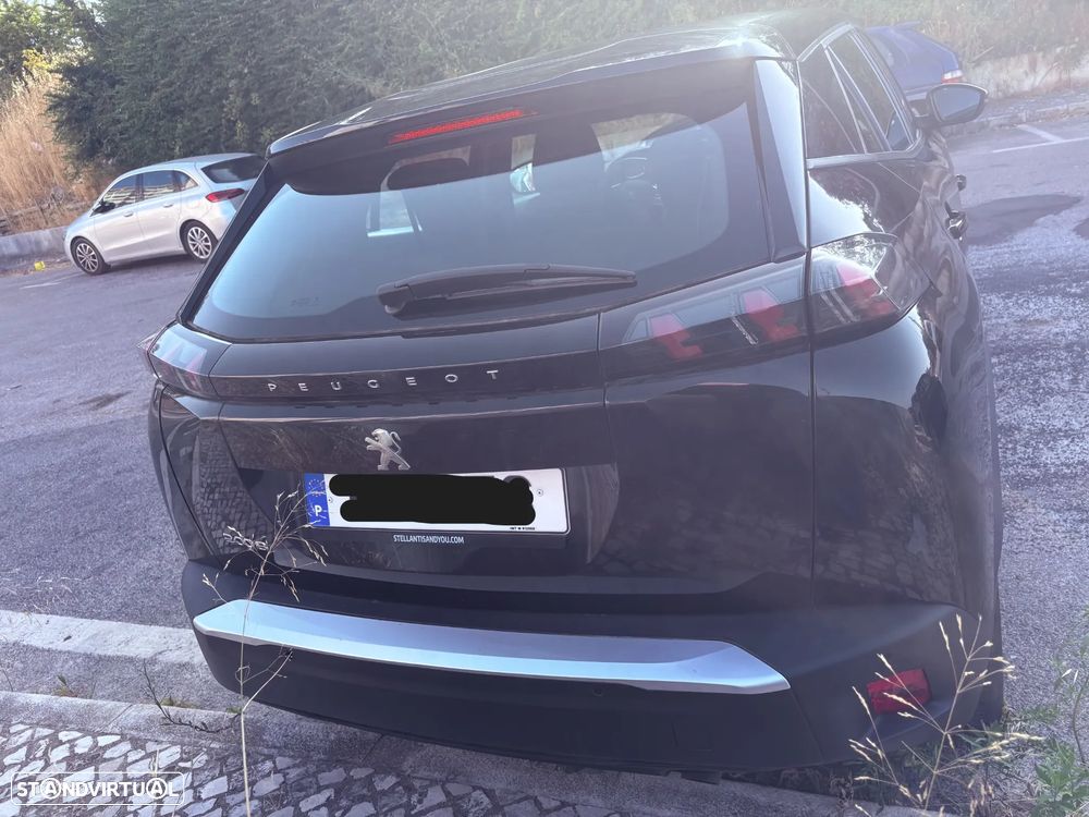 Peugeot 2008 1.2 PureTech Active — fotografia 8