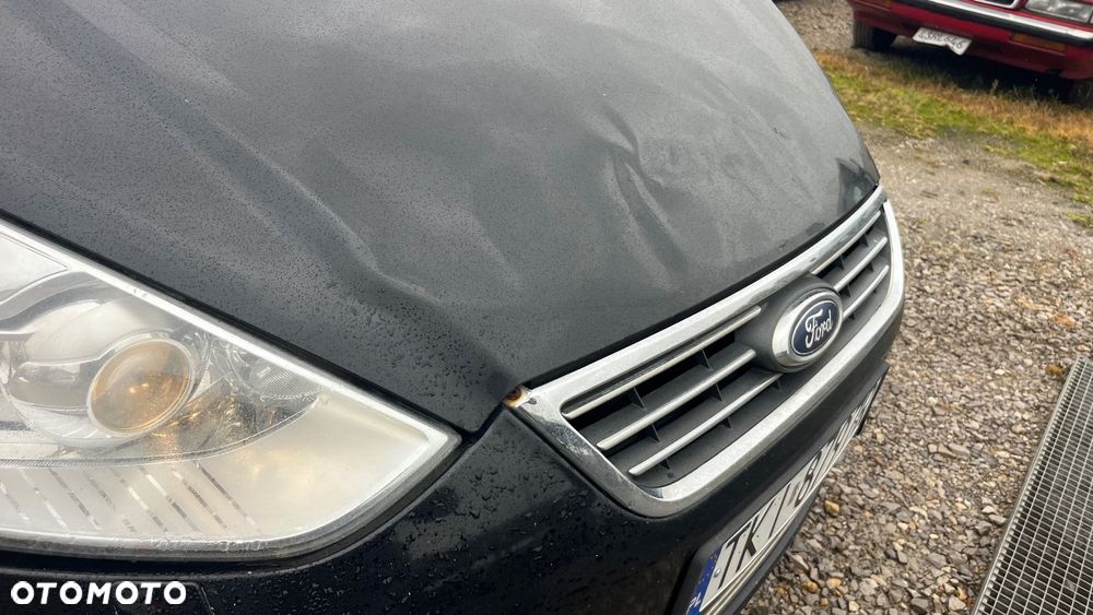 Ford Galaxy - 22