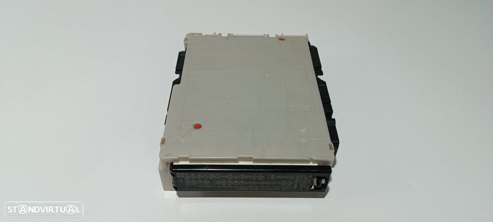 CAIXA DE RELÉS/ FUSÍVEIS TOYOTA RAV 4 ADVANCE HYBRID - 3