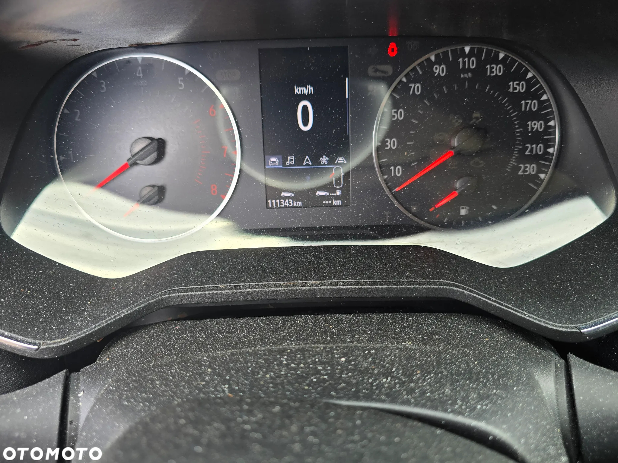 Renault Clio TCe 100 BUSINESS EDITION - 9
