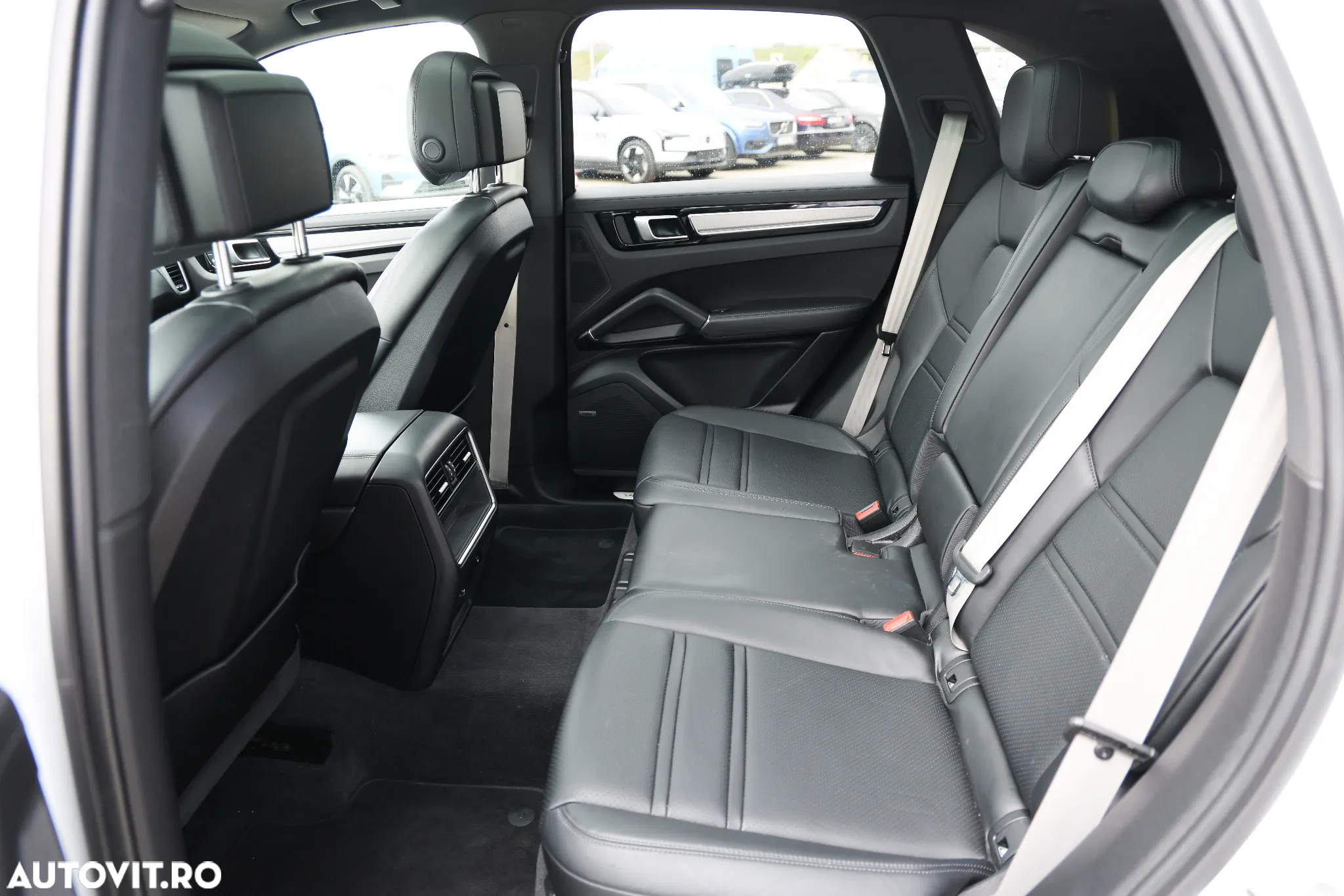 Porsche Cayenne E-Hybrid Tiptronic S Platinum Edition - 30