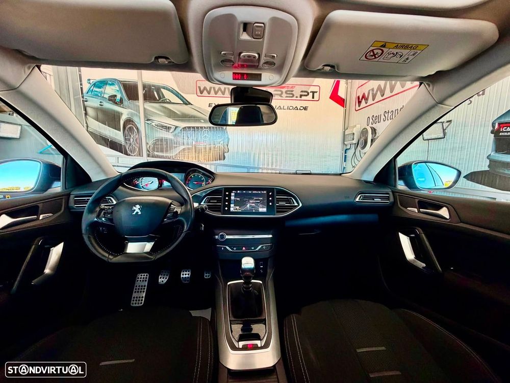 Peugeot 308 - 9