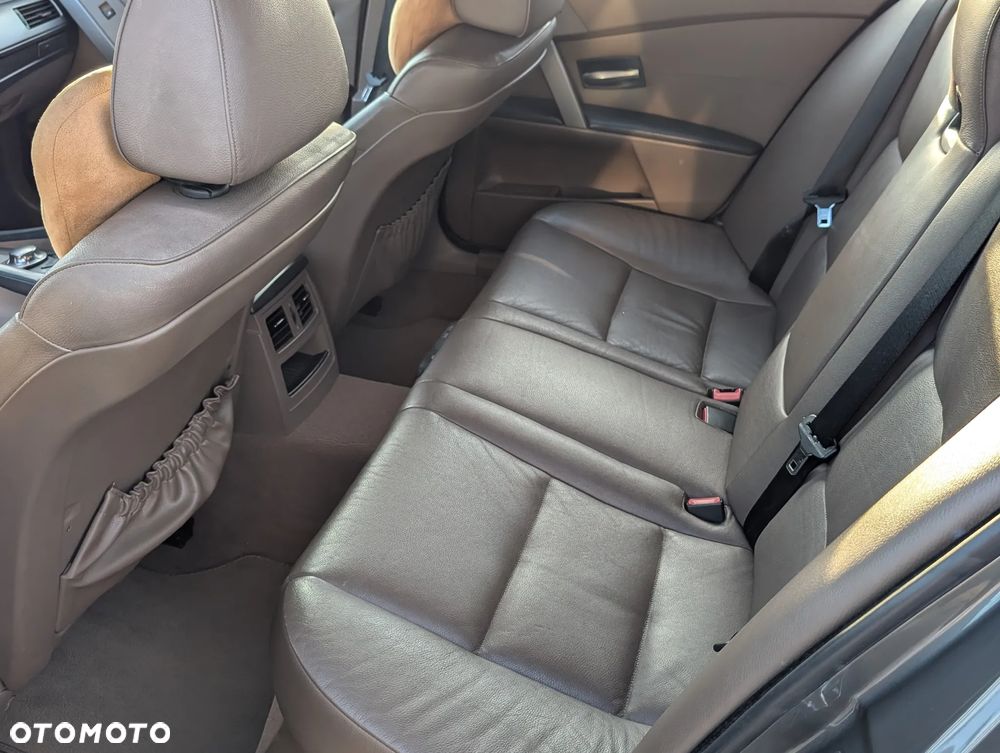 BMW Seria 5 - 10