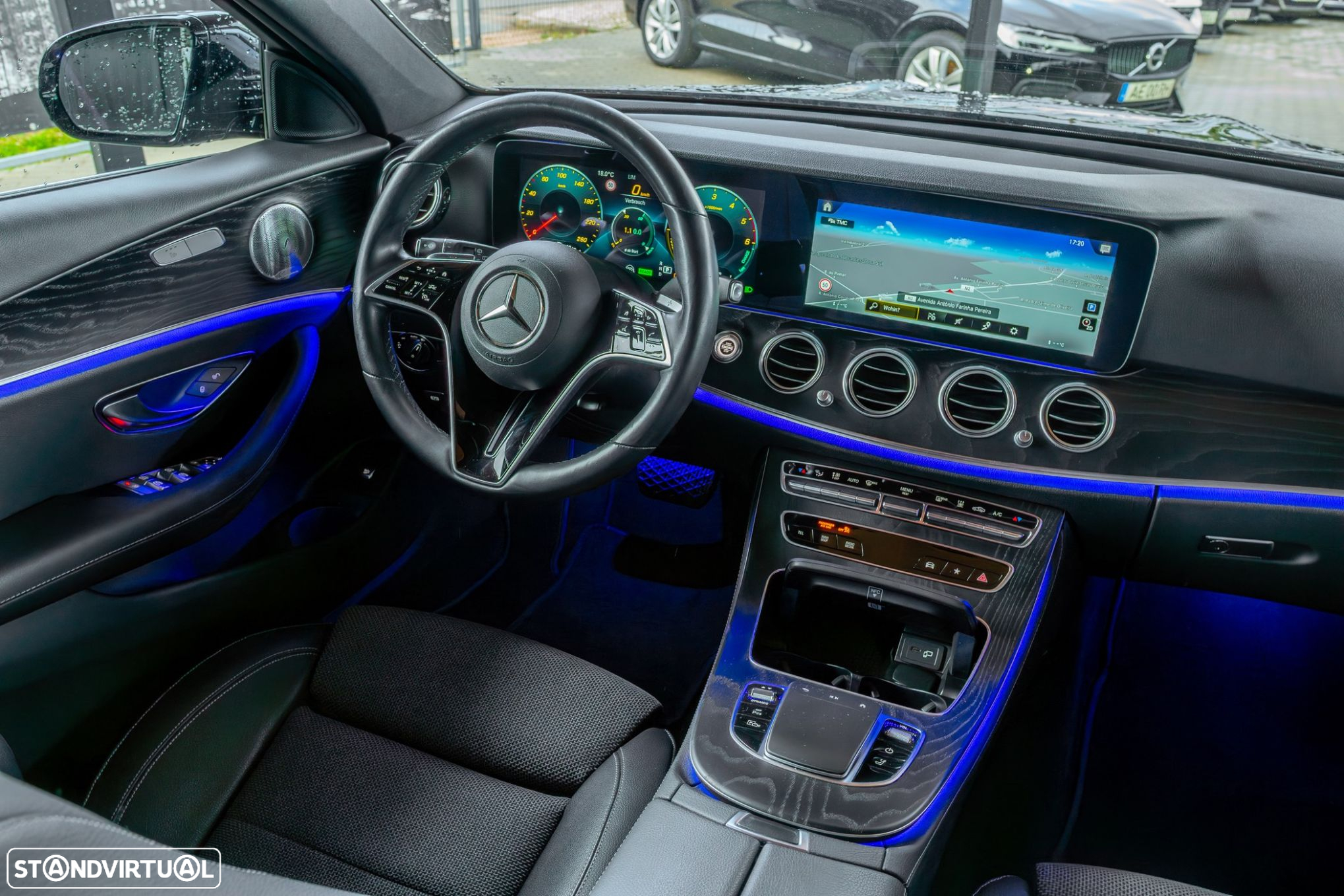 Mercedes-Benz E 300 de AMG Line - 16