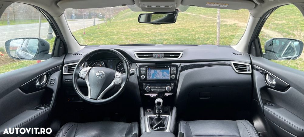 Nissan Qashqai 1.6 DCI TEKNA+ - 12
