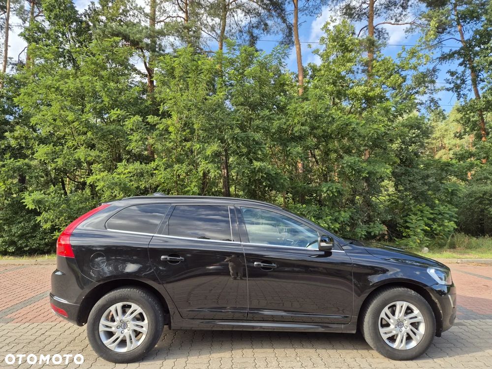 Volvo XC 60 D4 Geartronic Momentum - 3