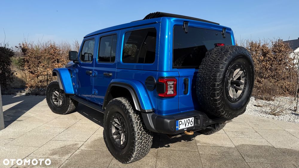 Jeep Wrangler - 8