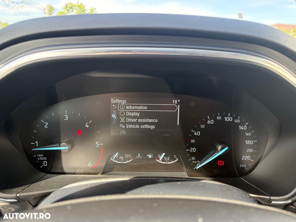 Ford Focus 1.5 EcoBlue Titanium X - 14