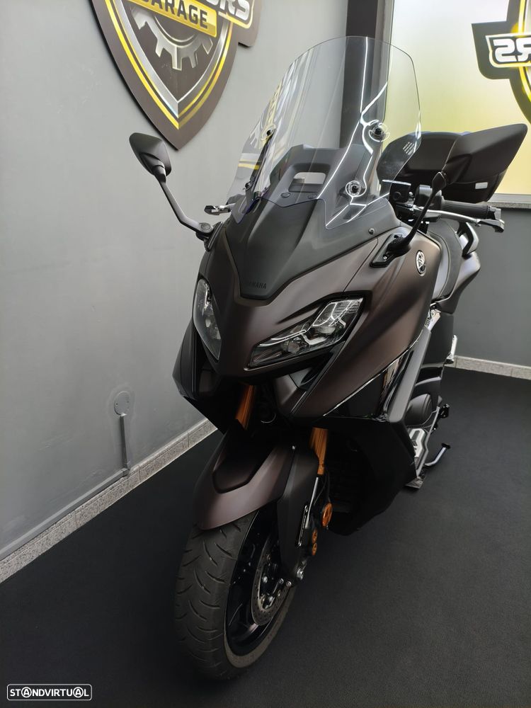 Yamaha TMAX Tech Max - 25