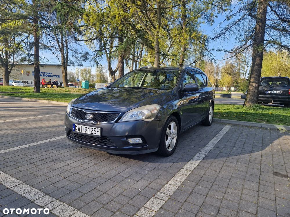Kia Ceed 1.6 Crdi Comfort + - 3