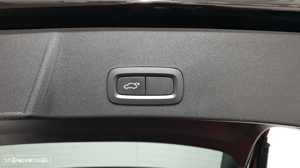 Volvo XC 40 - 40