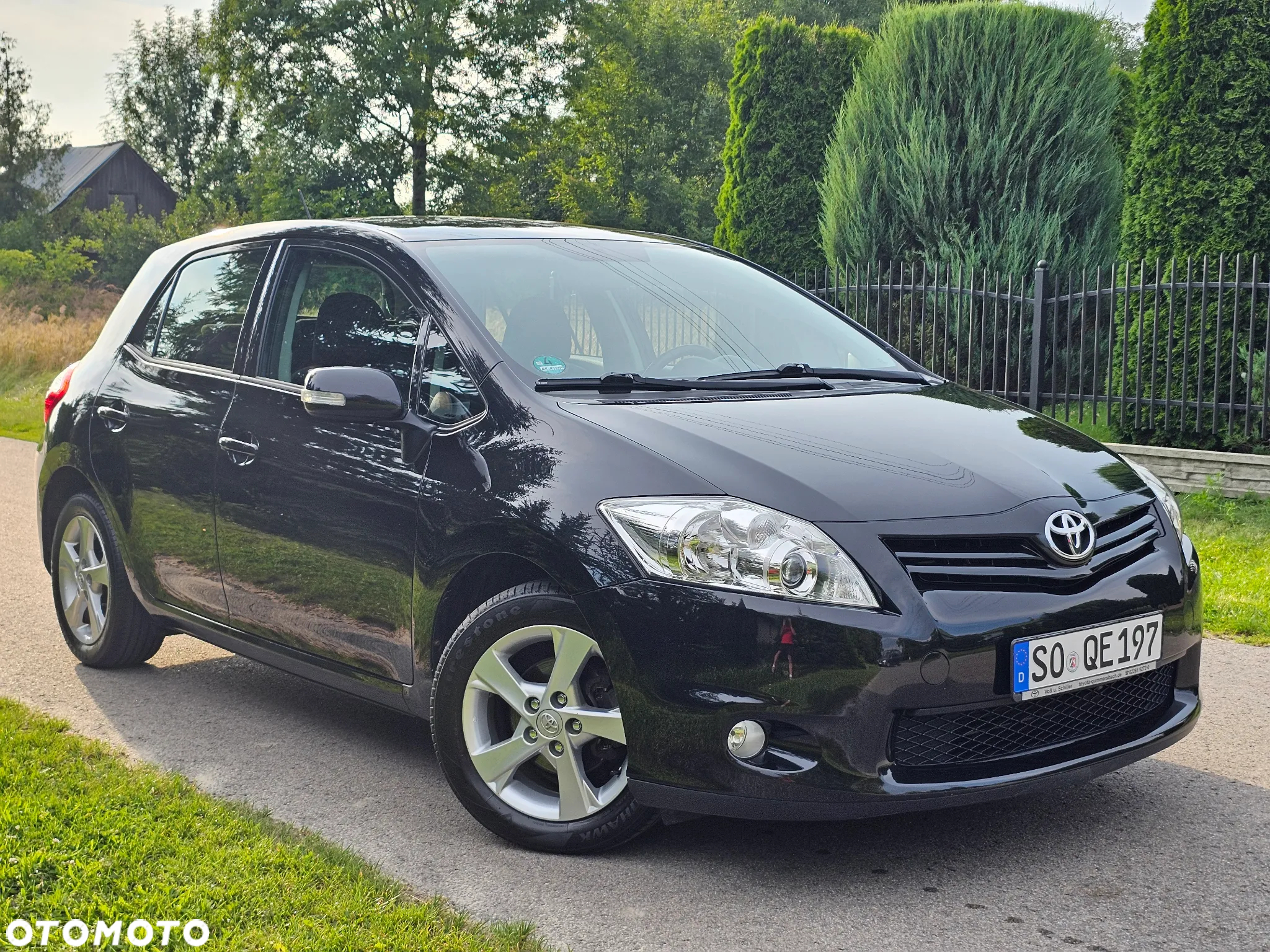 Toyota Auris 1.6 Executive - 4
