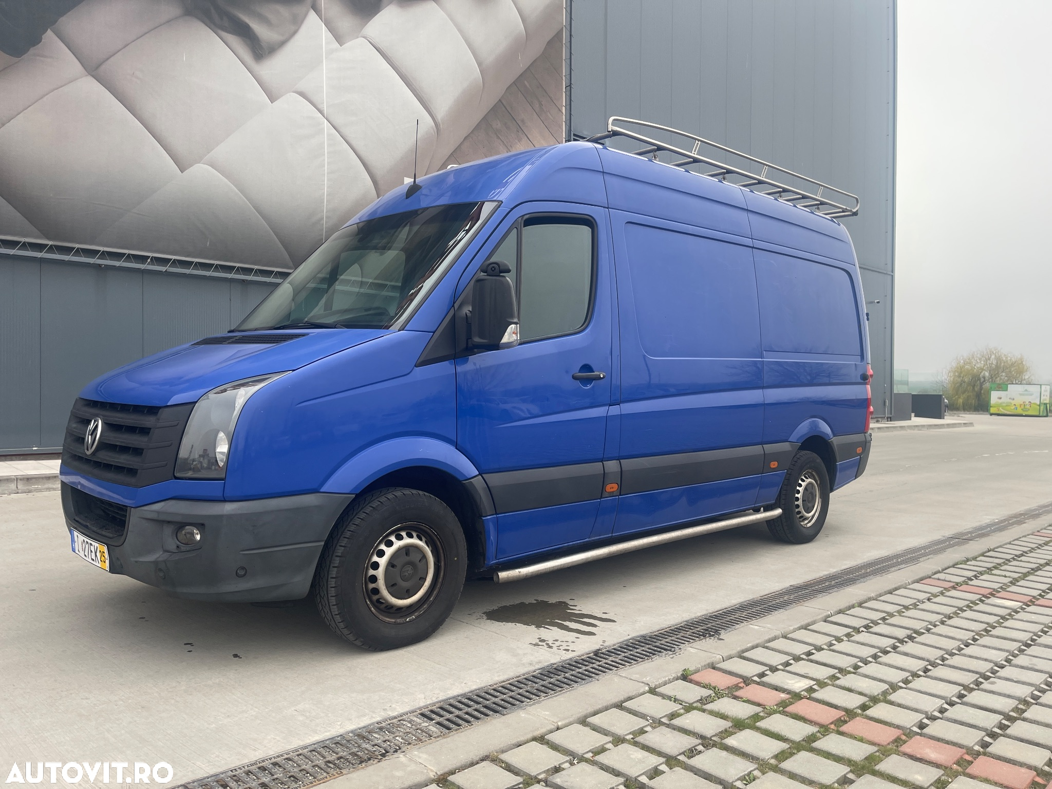 Volkswagen Crafter - 2