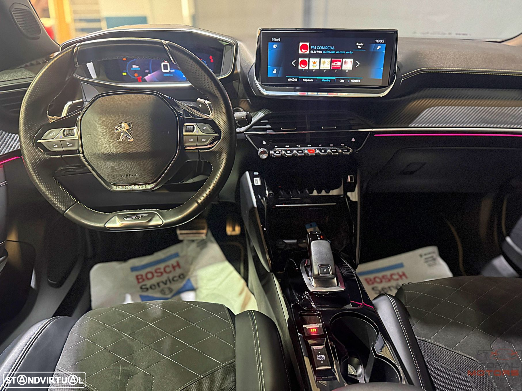 Peugeot 2008 PureTech 155 EAT8 GT - 19