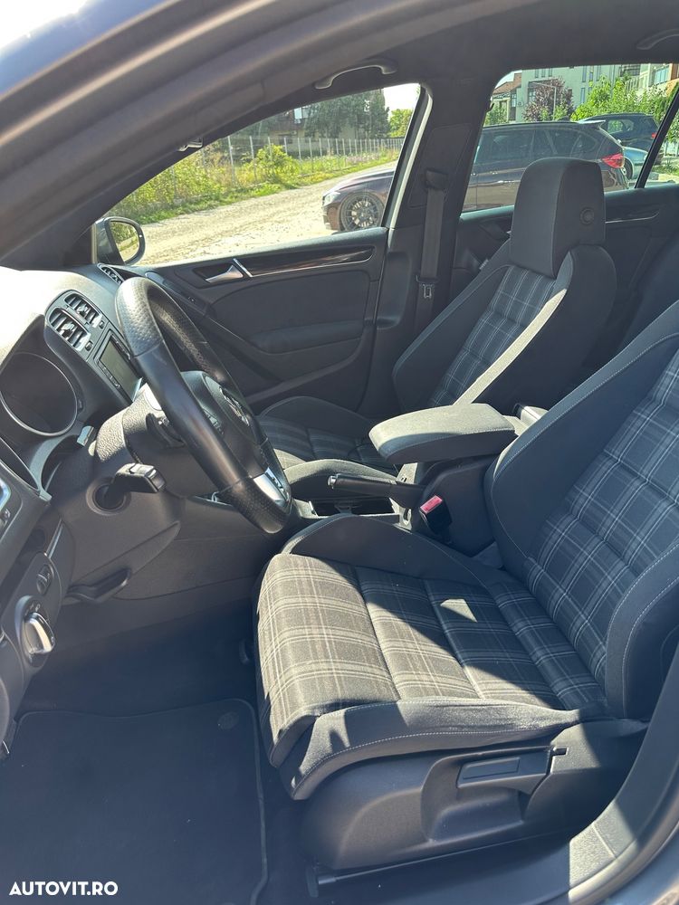 Volkswagen Golf 2.0 DPF GTD DSG - 6