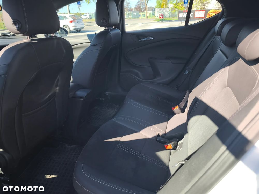 Opel Astra 1.6 T GPF Elite S&S - 8