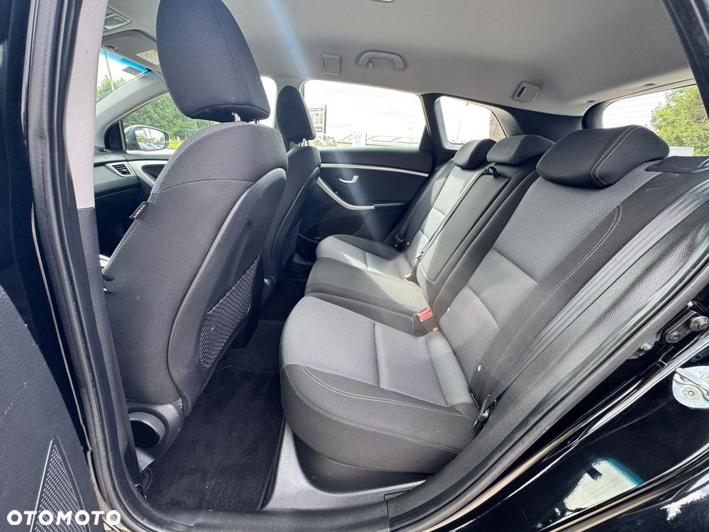 Hyundai i30 - 25