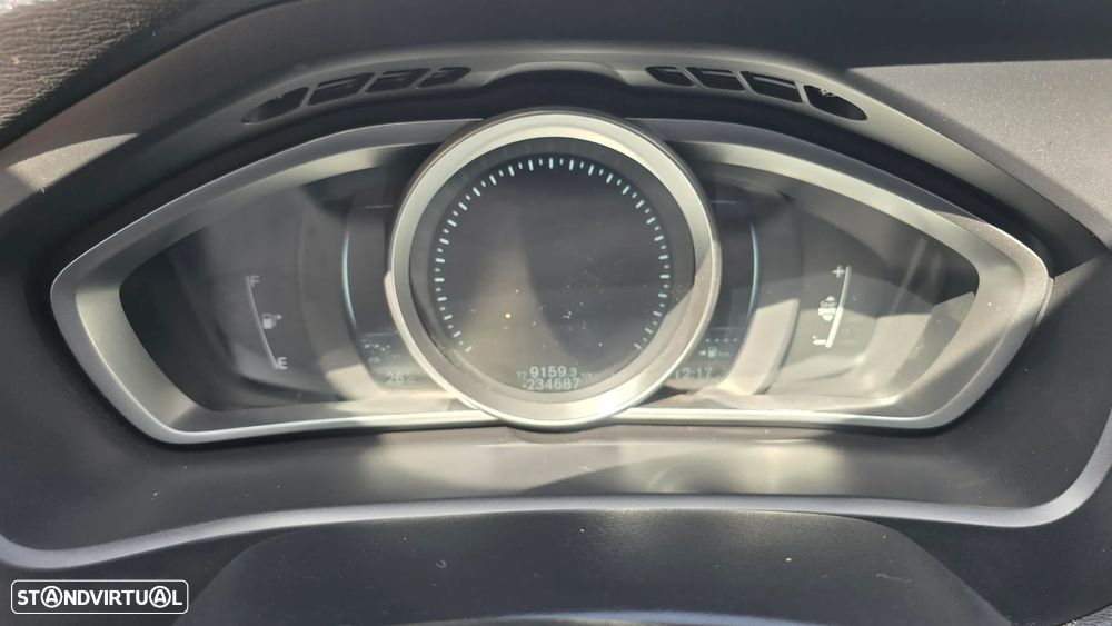 Volvo V40 2.0 D4 R-Design Summum - 39