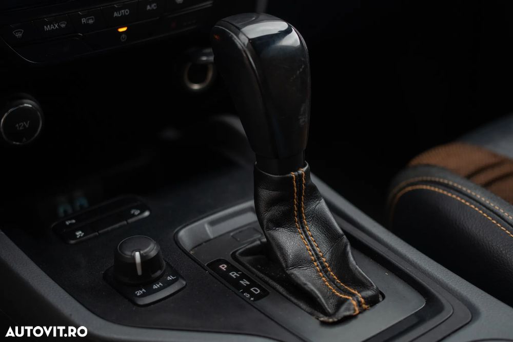 Ford Ranger Autm. Limited - 16