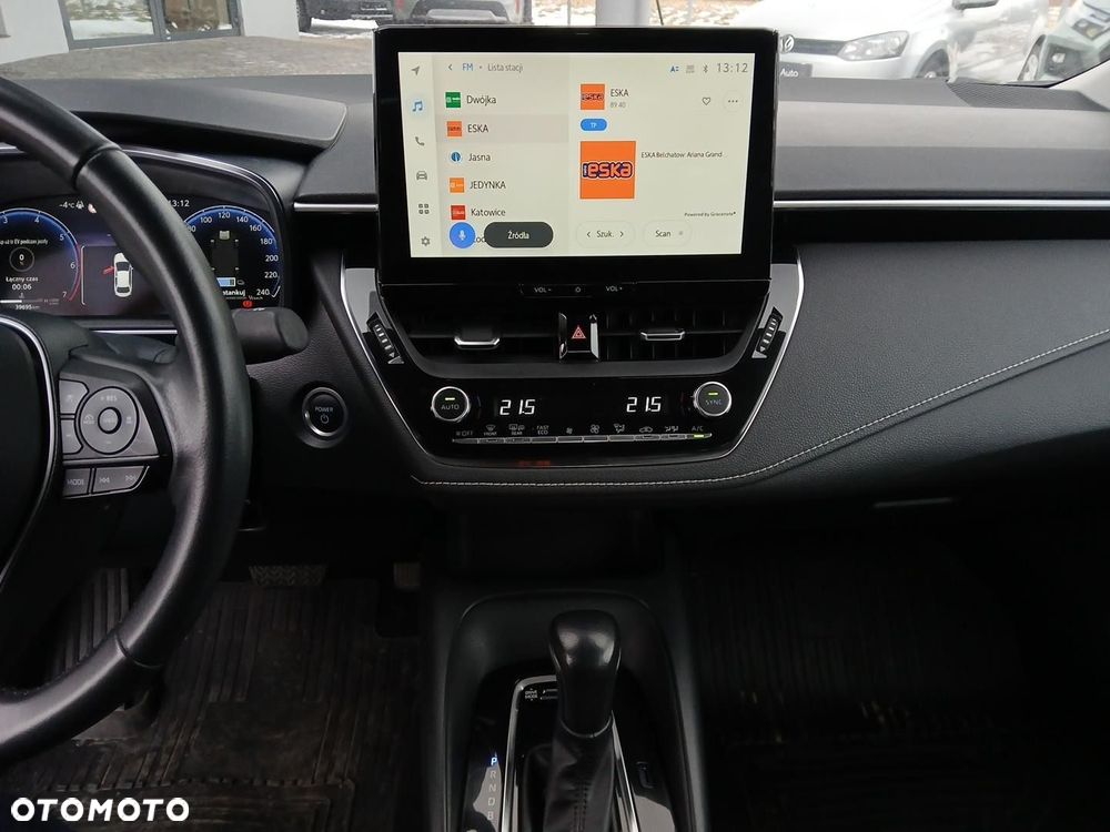 Toyota Corolla 1.8 Hybrid Comfort - 28