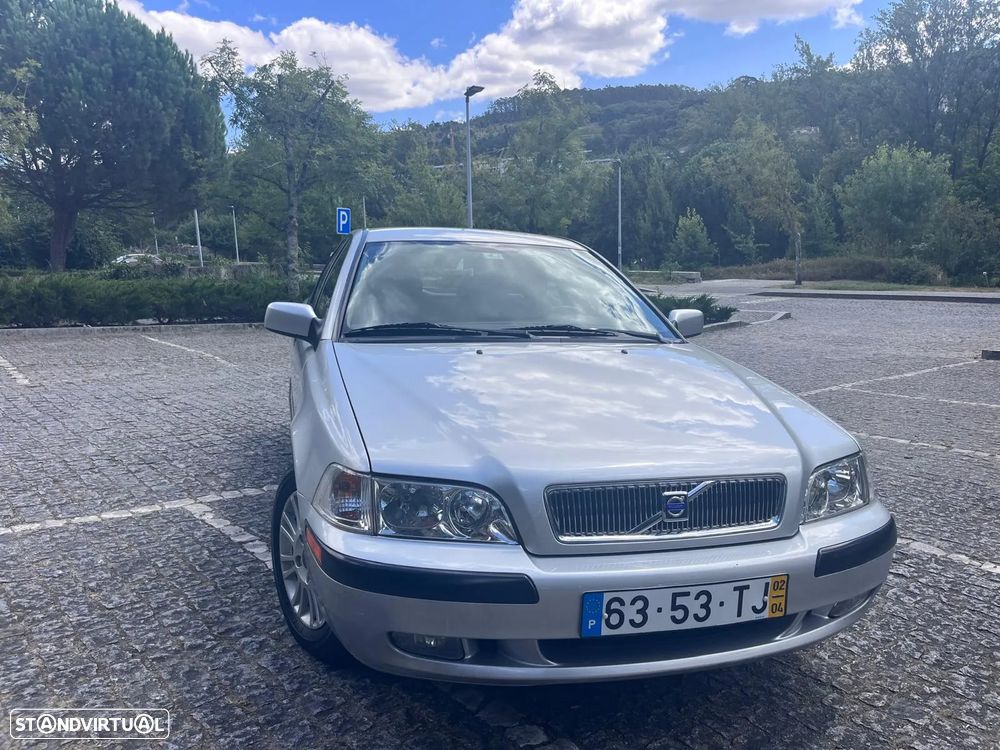Volvo V40 1.6 Base - 11