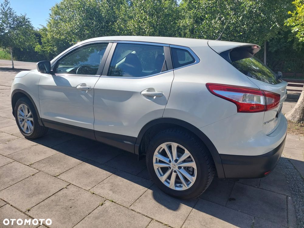 Nissan Qashqai 1.2 DIG-T N-Connecta - 10