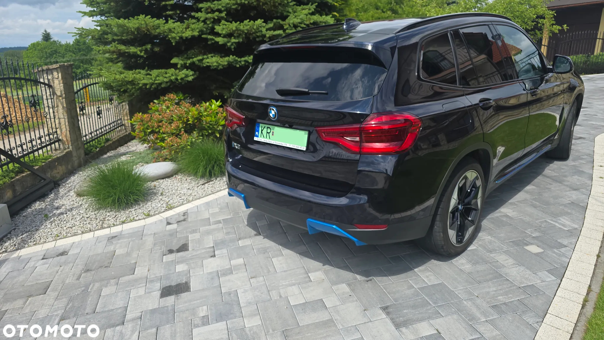 BMW iX3 - 3