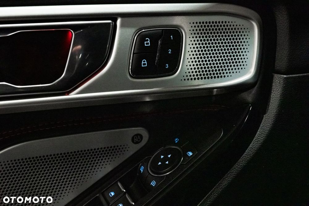 Ford Explorer 3.0 EcoBoost PHEV 4WD ST-Line - 27