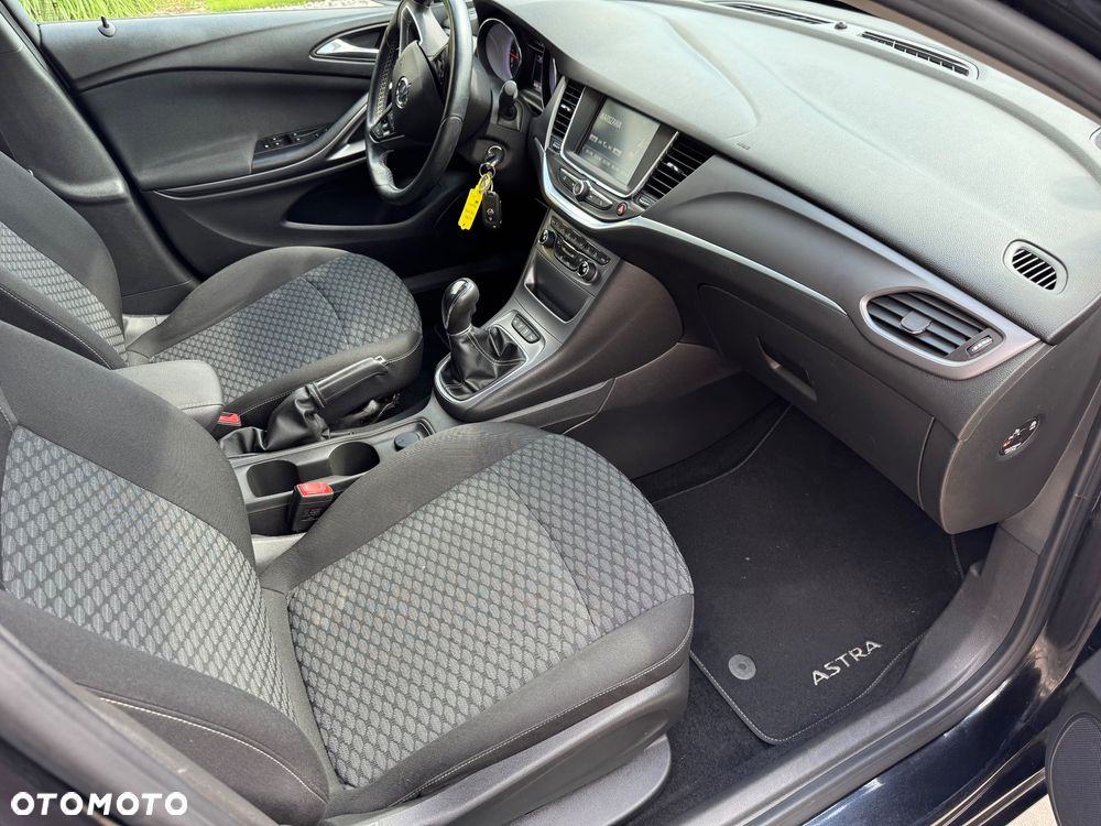 Opel Astra 1.4 Turbo Business - 28