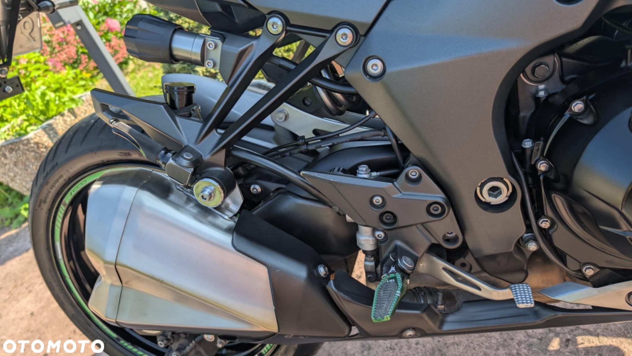 Kawasaki Ninja 1000 SX - 13