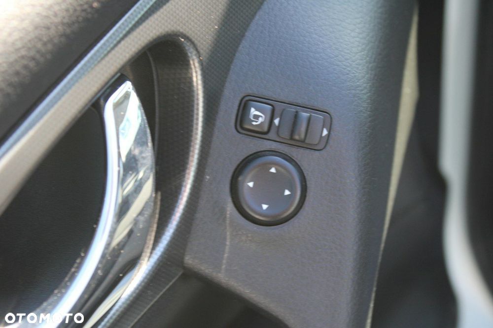 Nissan Qashqai - 21