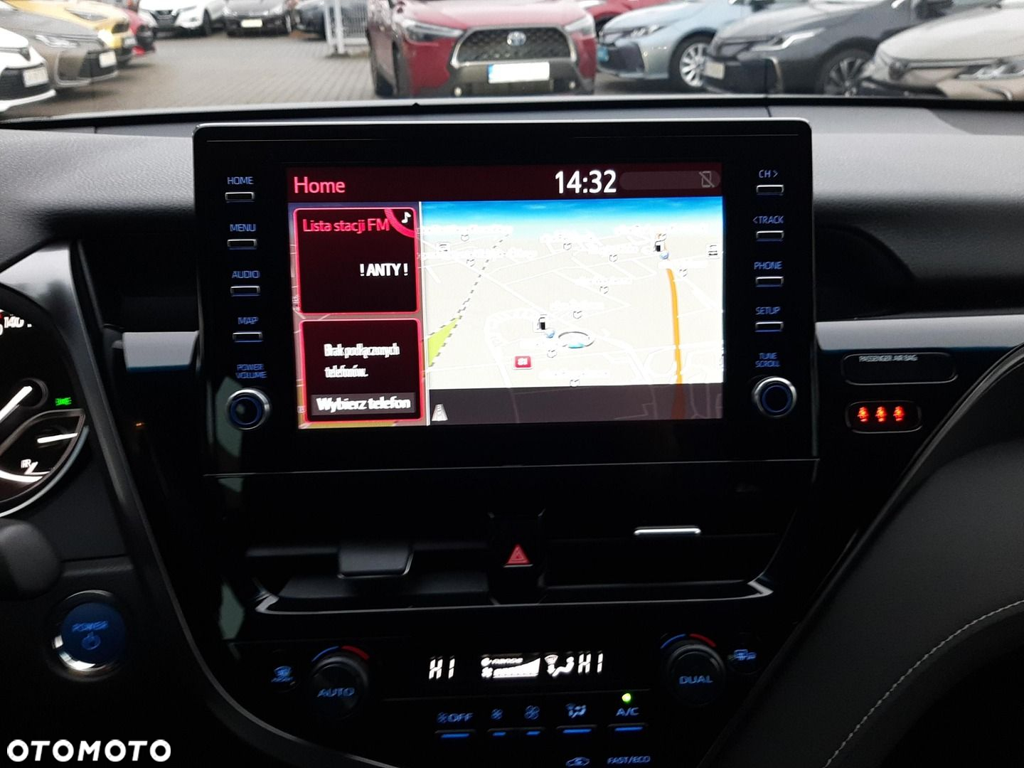 Toyota Camry - 15