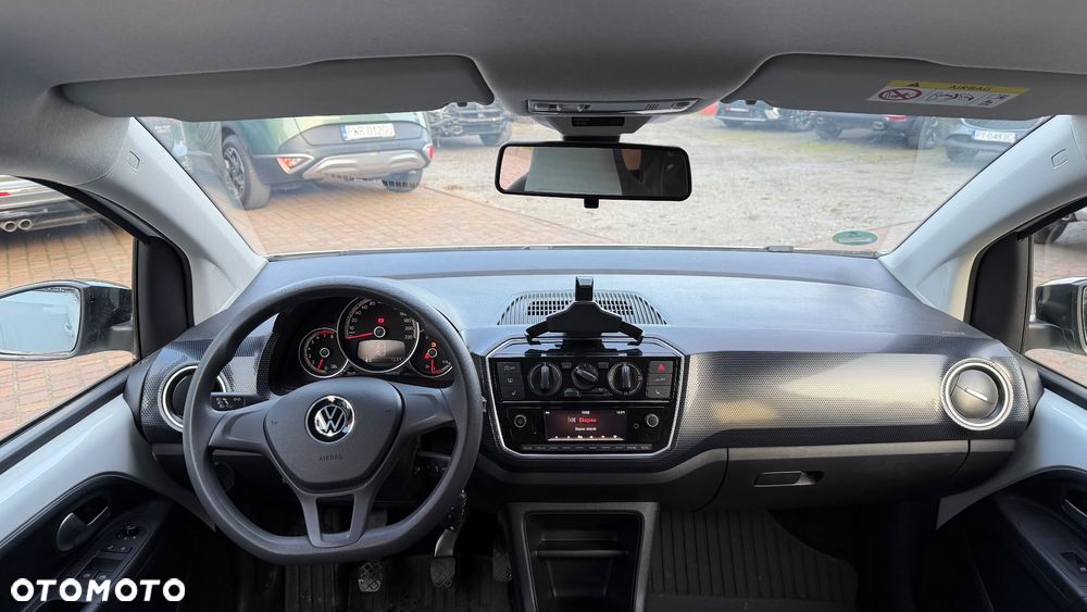 Volkswagen up! 1.0 move - 17