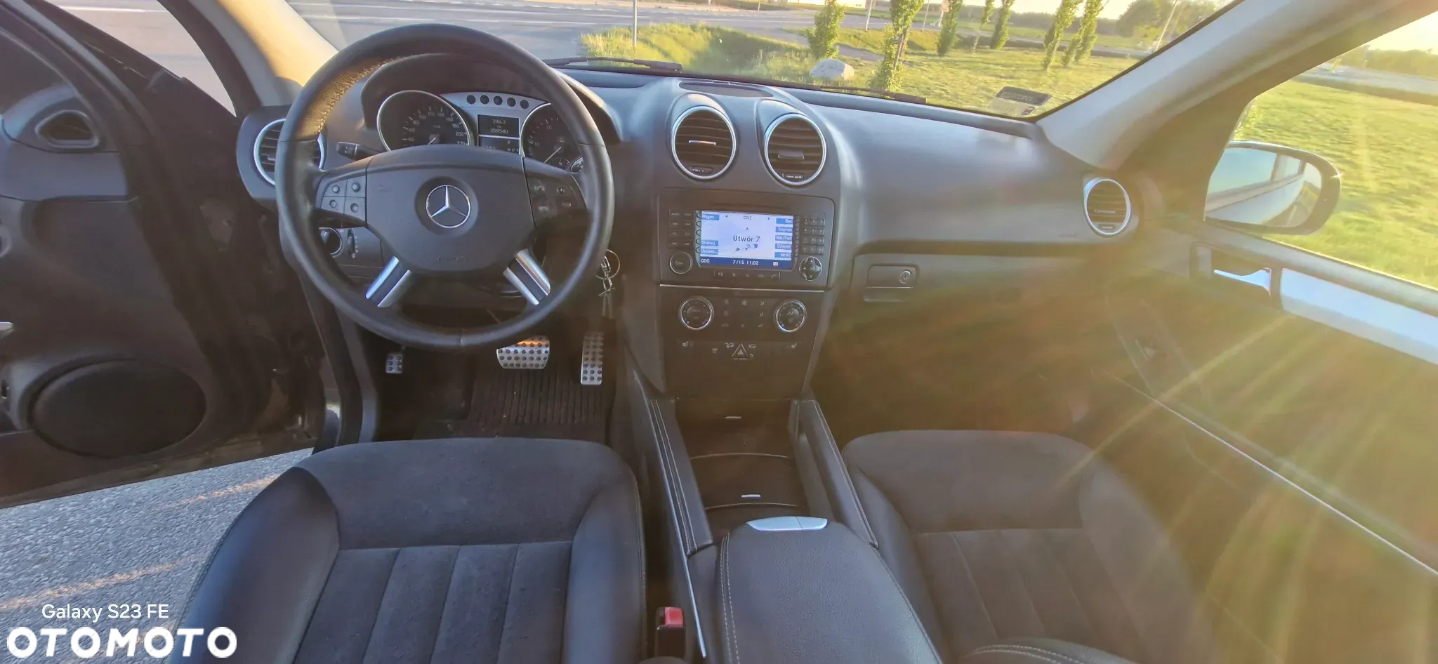 Mercedes-Benz ML - 16