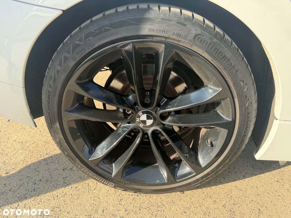 BMW Seria 3 320d DPF - 16
