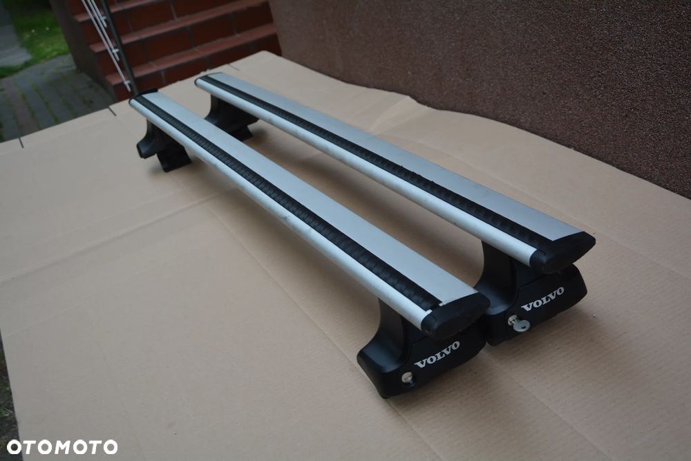 Thule Wingbar  belki 135 cm plus stopy 754 klucz - 2