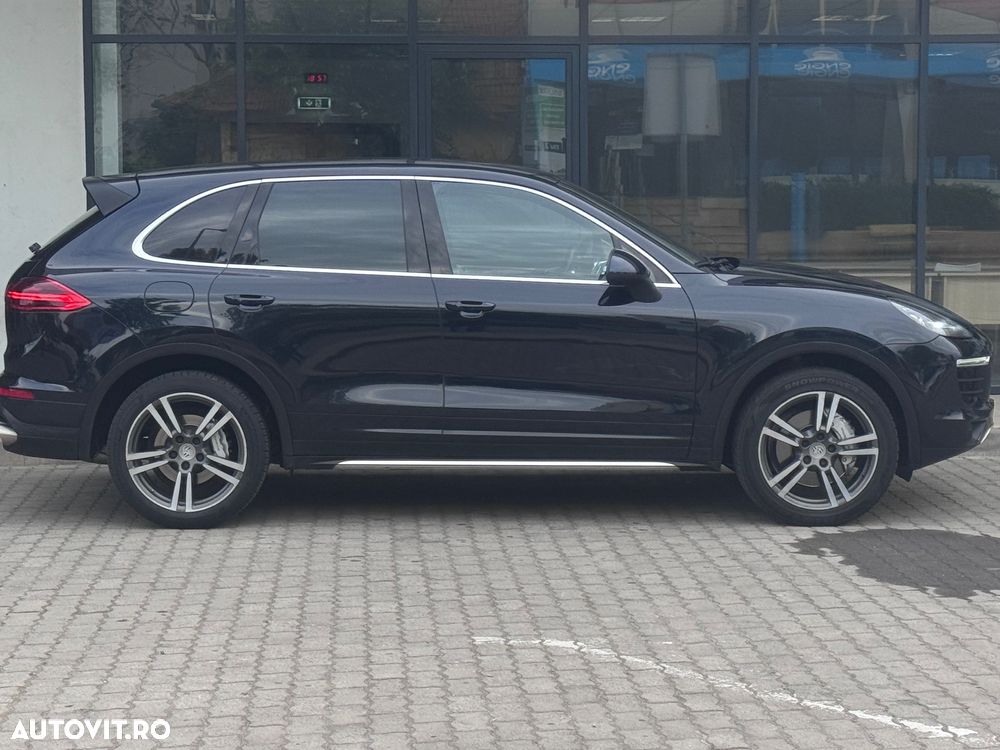 Porsche Cayenne - 6