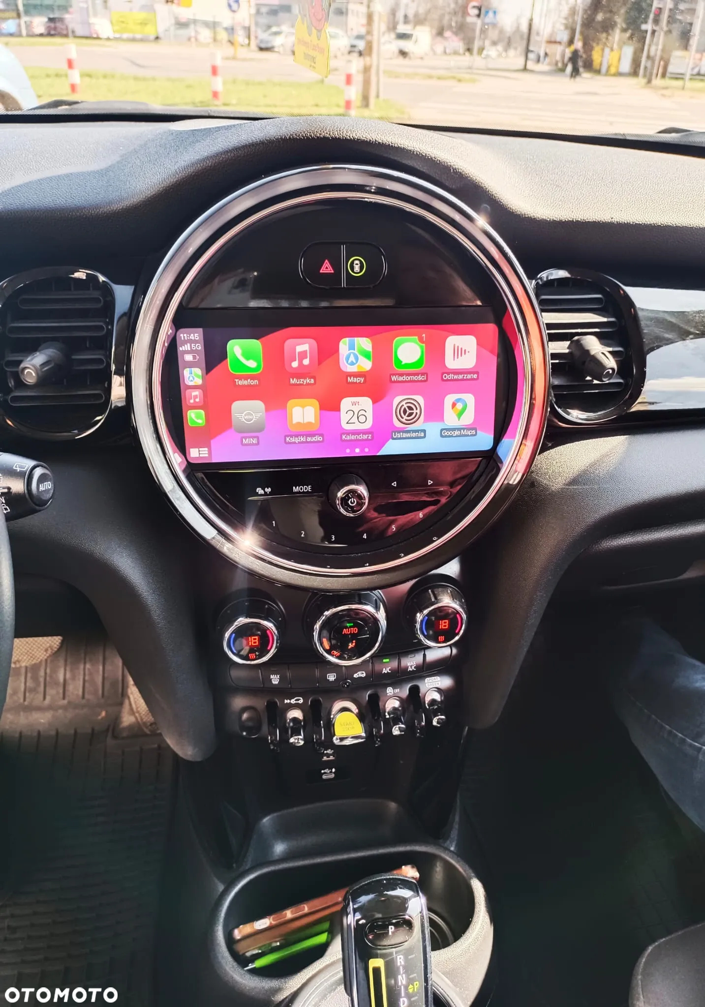 MINI Cooper SE Resolute Edition - 18