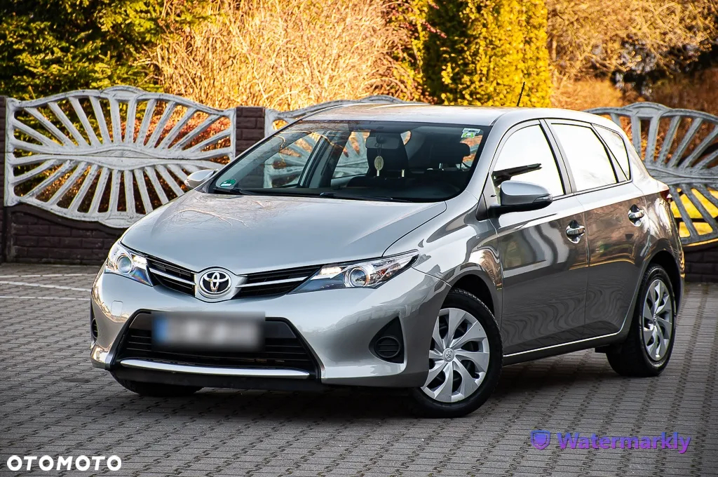 Toyota Auris 1.33 Dual-VVT-i Life - 4