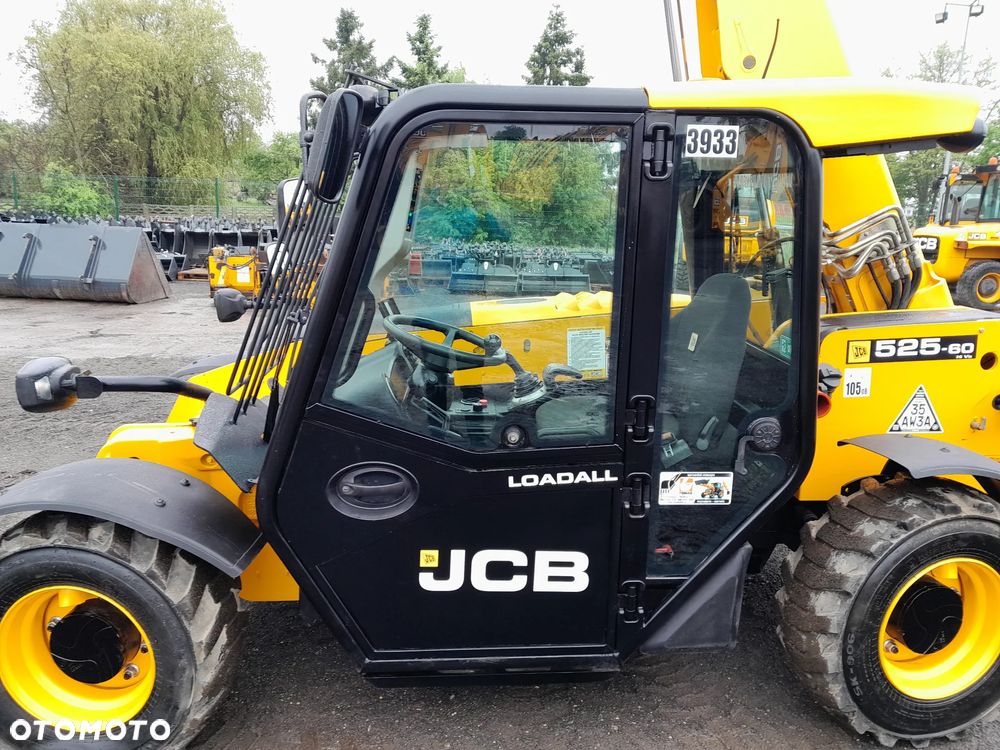 JCB 525-60 - 12