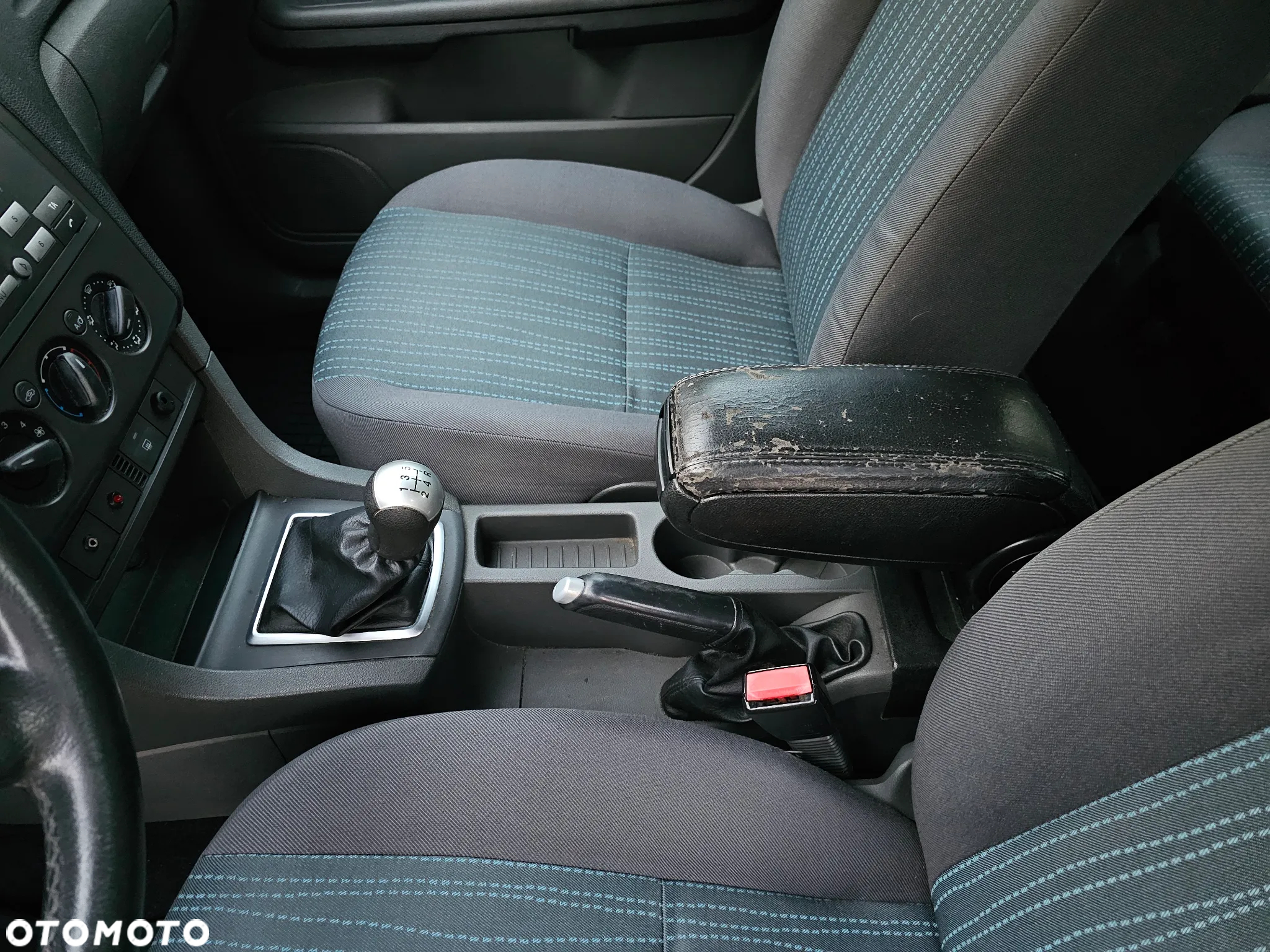 Ford Focus - 37