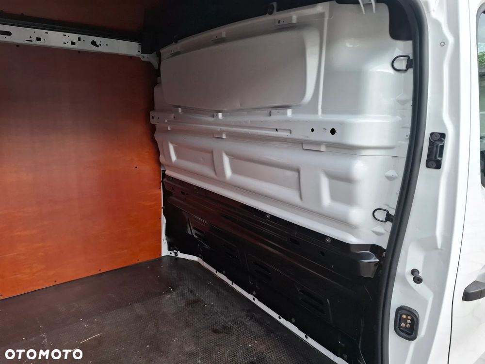 Opel Vivaro 2018 L2H2 MAXI *jedynie 77tys przebiegu* klima 3osobowy - 34