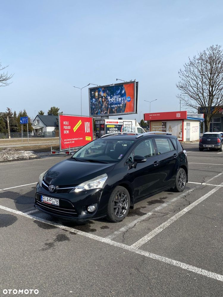 Toyota Verso 1.8 Premium 7os - 6