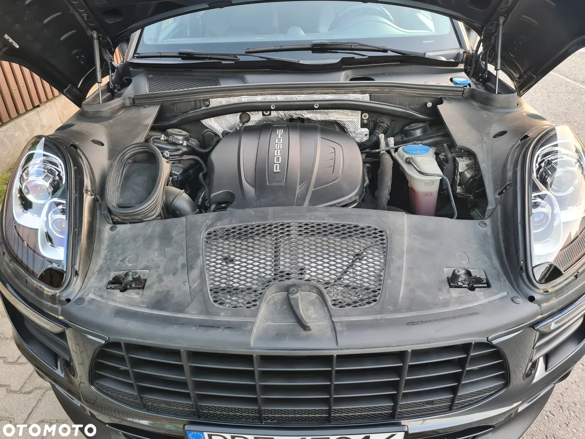 Porsche Macan Standard - 12