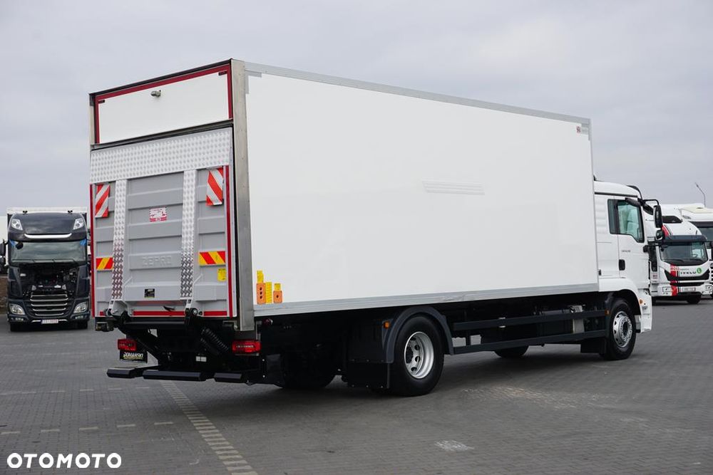 MAN TGM / 18.290 / EURO 6 / IZOTERMA + WINDA / 18 PALET / OTWIERANY BOK - 5