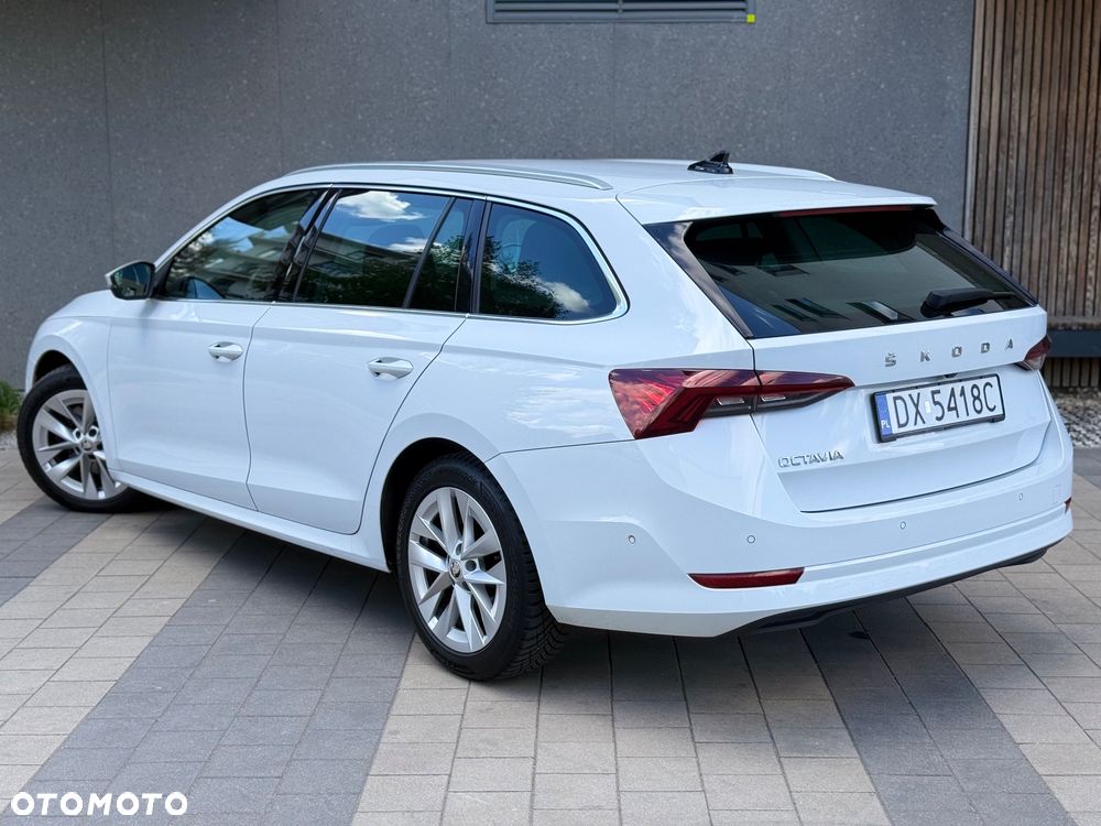 Skoda Octavia - 2