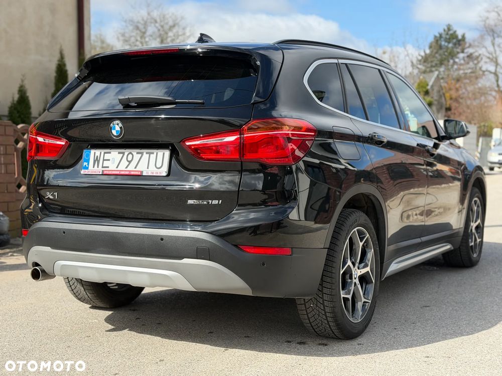 BMW X1 sDrive18i GPF xLine - 4